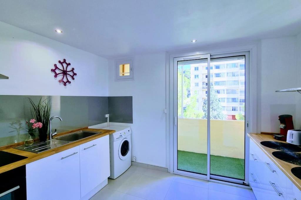 Le Clerville Renove Terrasse Climatisation Parking Sete Exterior photo
